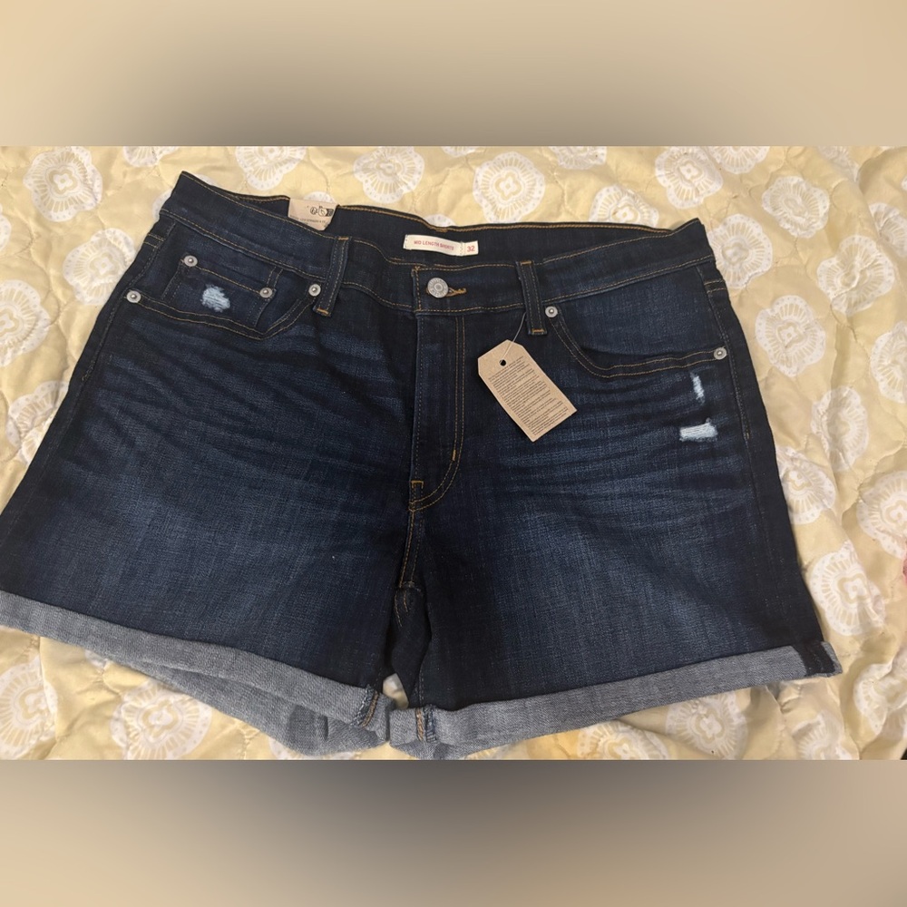 Levi's Dark Indigo Rolled-Hem Women's Denim Shorts